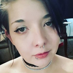 Meet your Posher, Mia